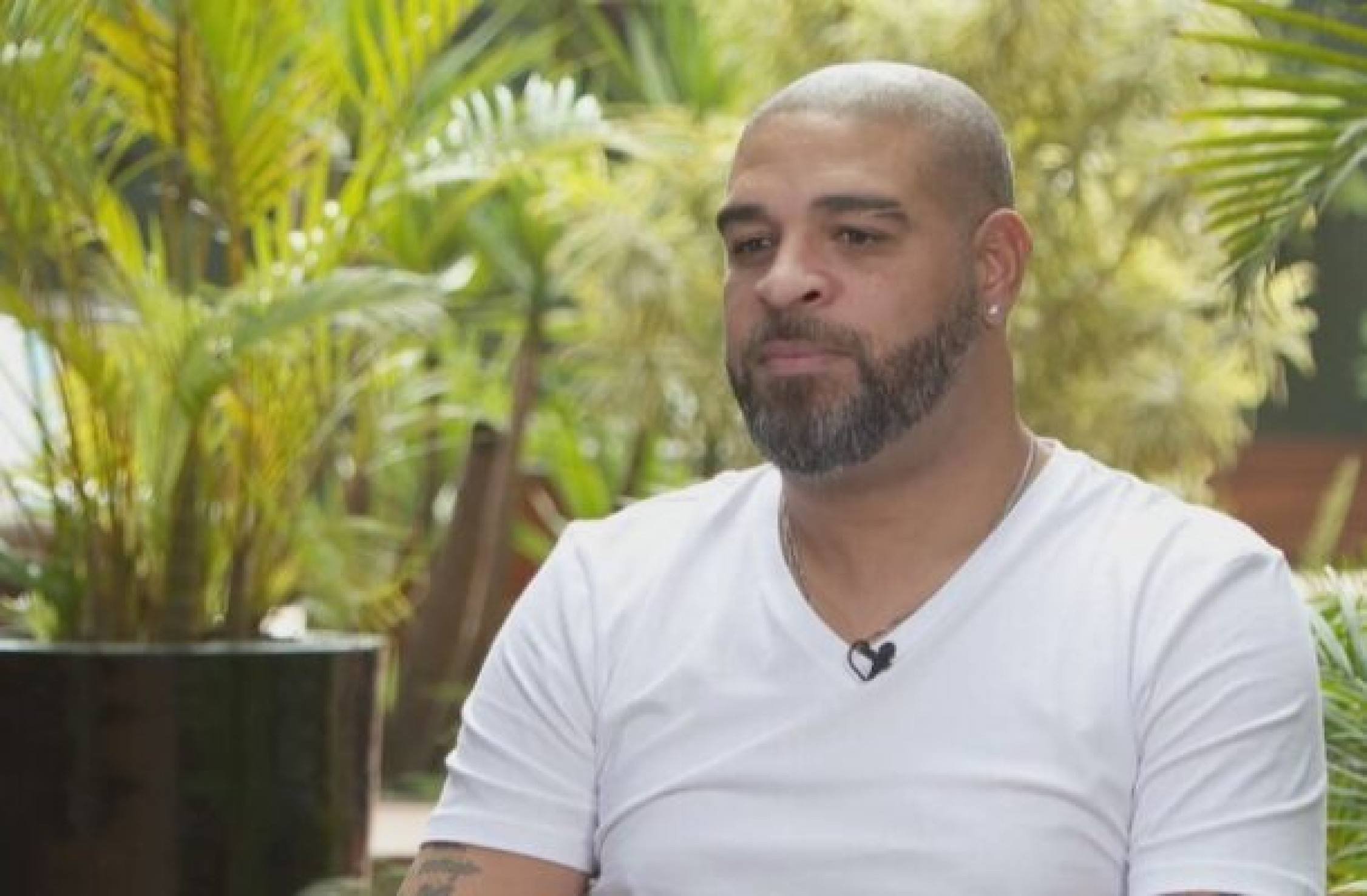 Adriano revela nervosismo antes de despedida pelo Flamengo