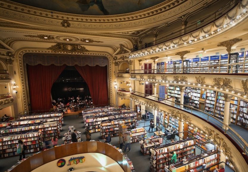 4º lugar: Buenos Aires - A capital argentina esbanja vitalidade cultural. Os moradores mencionaram na pesquisa o Teatro Colón, as apresentações de tango noturno, as bibliotecas e o bairro de San Telmo, com sua arte de rua, como os destaques principais. 