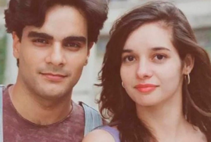 Daniella Perez - A atriz, de 22 anos, foi morta a facadas em 18/12/1992 por Guilherme de Pádua (os dois na foto), com quem fazia par romântico na novela De Corpo e Alma. Ele e a mulher Paula, que tinha ciúmes doentios de Daniella e foi cúmplice no crime, foram condenados a 19 anos de prisão. Cumpriram seis. -YouTube/Jaqueline Guerreiro