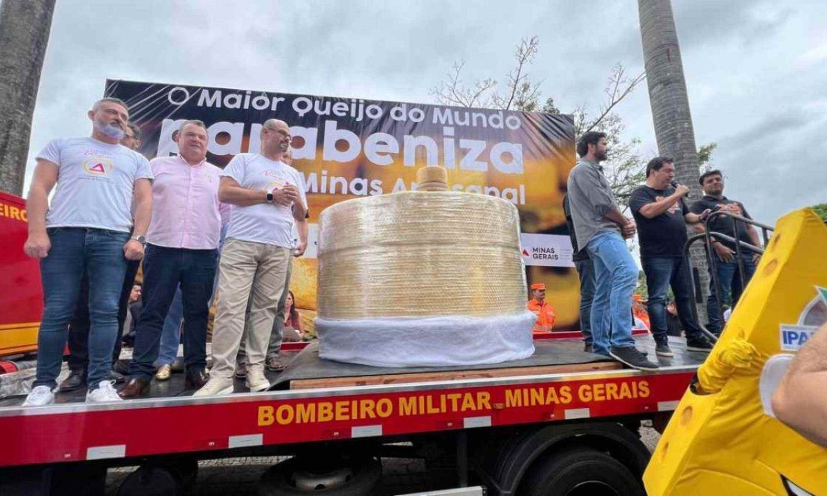 Minas comemora reconhecimento da Unesco com queijo de duas toneladas -  (crédito: Edésio Ferreira/EM/D.A/Press)