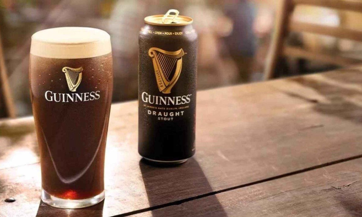 Cerveja Guinness se tornou queridinha dos americanos e deixou mercado britÃ¢nico em falta -  (crédito: Guinness / ReproduÃ§Ã£o)