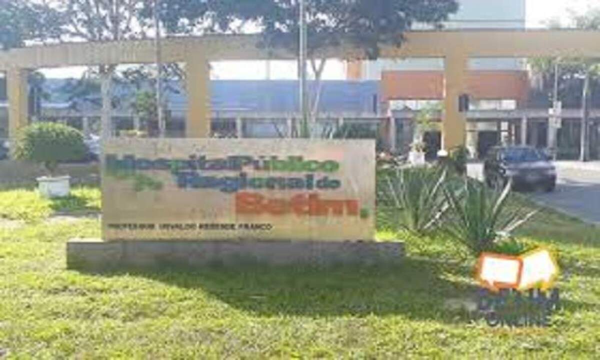 Homem está internado em observação no Hospital Regional de Betim -  (crédito: Redes sociais)