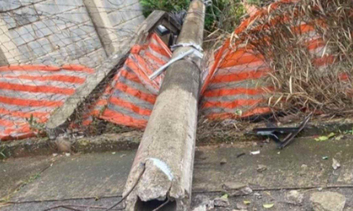 O Corpo de Bombeiros Militar de Minas Gerais foi até o local do acidente -  (crédito: Reprodução CBMMG)