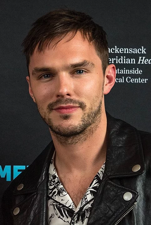 Entre heróis e vampiros, Nicholas Hoult exibe seu talento multifacetado - Montclair Film - wikimedia commons 