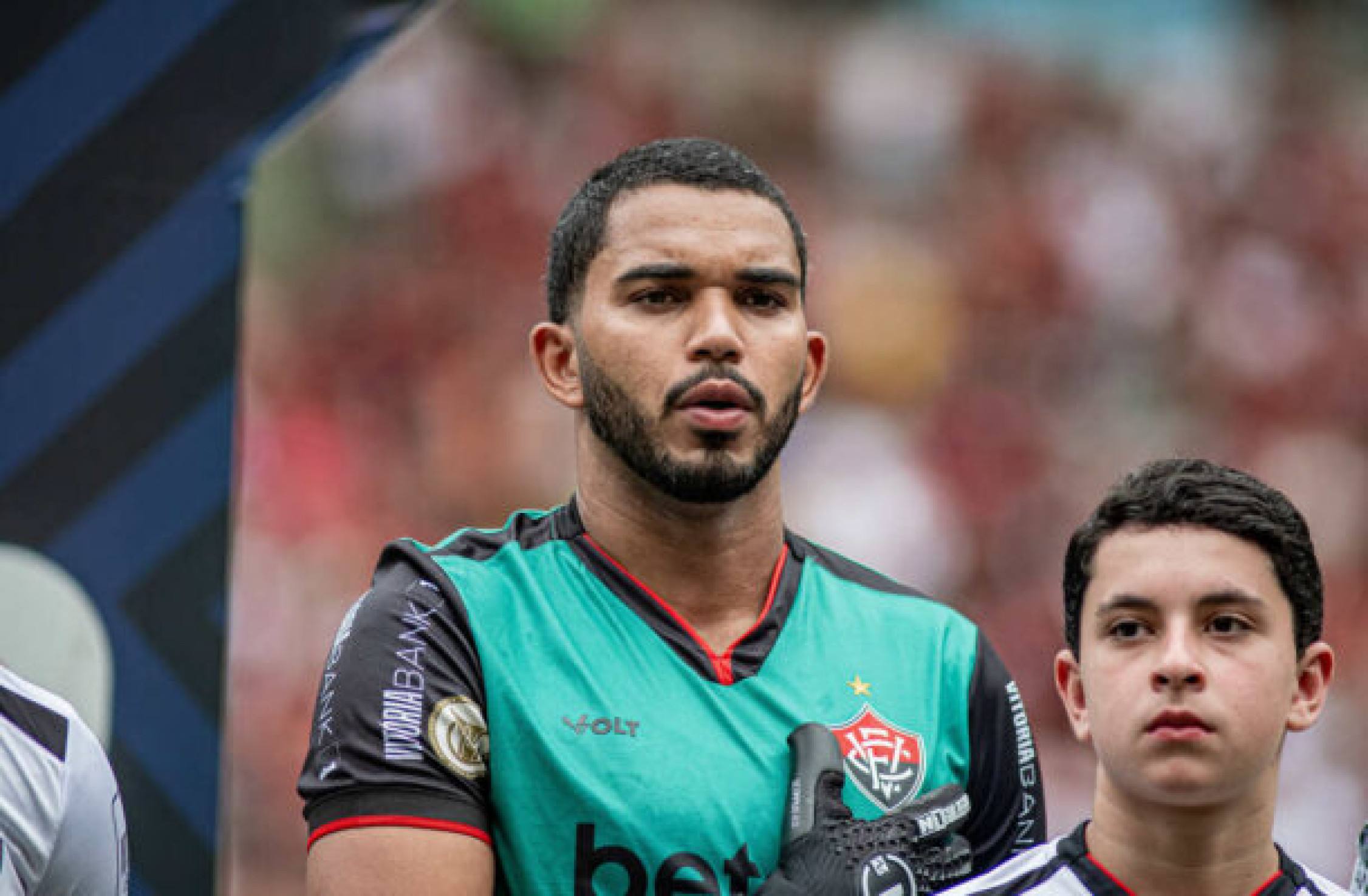 Fluminense faz proposta pelo goleiro Lucas Arcanjo, do Vitória