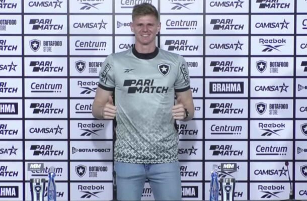 32) RAUL (goleiro) - Permanece com o mesmo preço de mercado: 100 mil euros (R$ 633,3 mil) - Foto: Vitor Silva/Botafogo