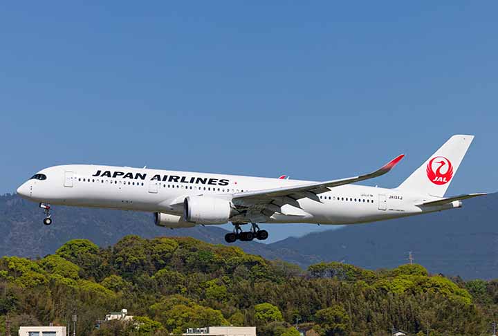 A Japan Airlines caiu de quinto para sexto lugar . Fundada em 1 de agosto de 1951. Sediada em Tóquio, no Japão. Tem 172 aviões. 