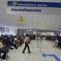 Fila de espera no INSS aumenta 33% e expõe desafios no previdenciário - DINO