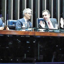 Fotos e política, artes diferentes - Marcos Oliveira/Agência Senado