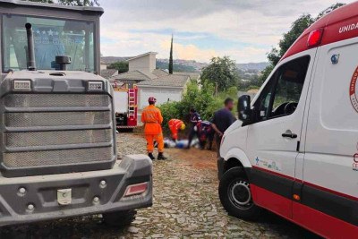 A circunstância e a causa do acidente serão apuradas pela Polícia Civil -  (crédito: Corpo de Bombeiros/Divulgação)