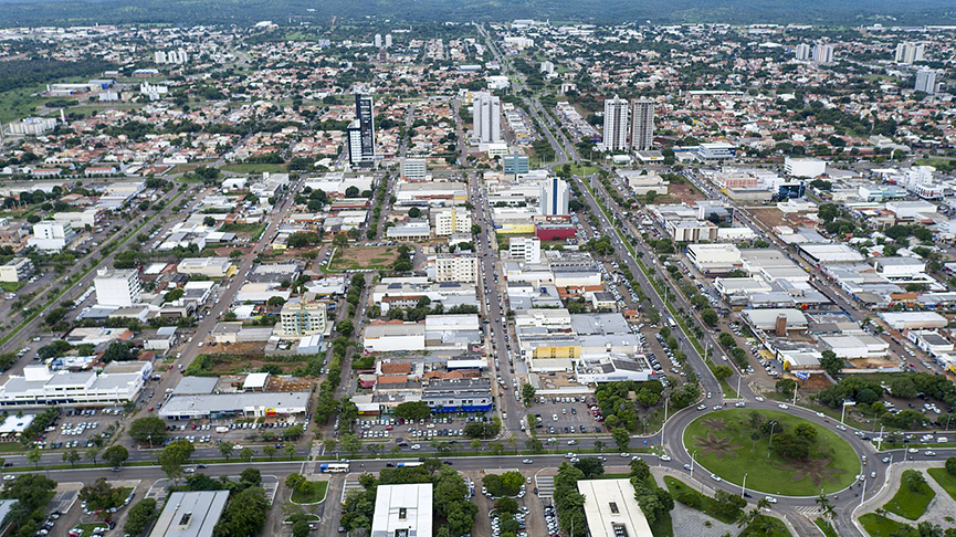 A separação oficializou uma diferença que já existia na prática. O norte goiano - agora Tocantins, capital Palmas (foto) - vinculado comercialmente a Maranhão e Pará; e a parte sul (Goiás, capital Goiânia), ligada a Minas Gerais e São Paulo.