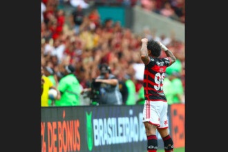 Atuações do Flamengo contra o Vitória: Valeu, Gabigol!