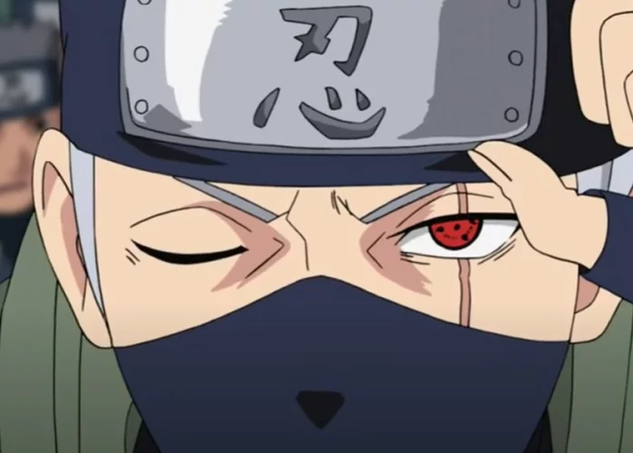 Kakashi - Ele é o professor do Naruto e, mesmo não sendo tão amigável com o personagem principal no começo da história, ele é uma referência importante. Ele não tem mais tanto o costume de participar de batalhas, mas sempre que é requisitado ele mostra seu enorme potencial e destreza.