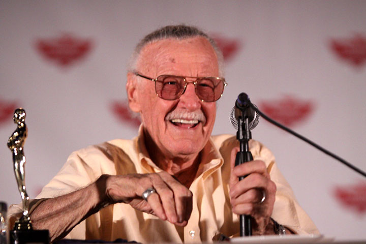 Vale lembrar que Stan Lee imaginou o vilão como um demônio mitológico acordado por uma equipe de filmagem, antes optar por uma mudança e o Duende Verde virar um ser do mal que era humano.