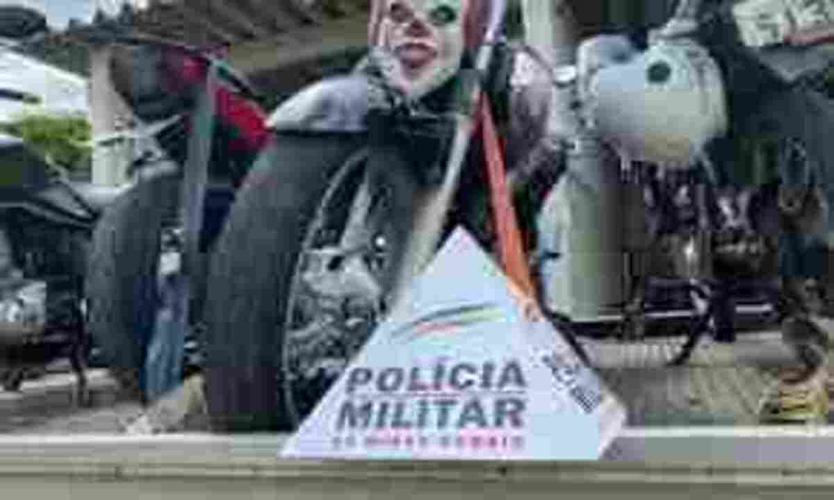 No total, PM e Polícia Civil apreenderam 23 motocicletas do Rolezinho -  (crédito: PMMG)