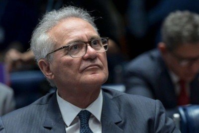 Dino arquiva inquérito aberto há mais de sete anos contra Renan Calheiros -  (crédito: Platobr)