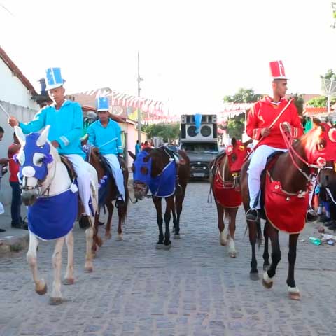 A festa ocorre em cidades dos estados de São Paulo, Minas Gerais, Santa Catarina, Rio Grande do Sul, Bahia, Maranhão, Goiás e Rondônia. Ela é realizada sete semanas depois do domingo de Páscoa.