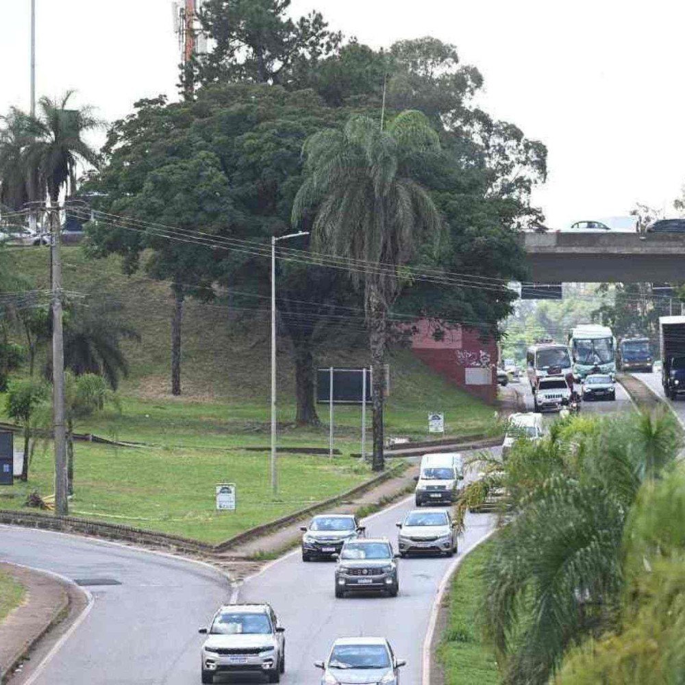 Obra no trevo do Belvedere sofre nova paralisação após rescisão do contrato