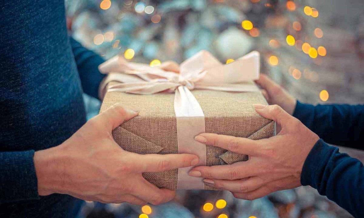 Amigo-oculto é uma boa forma de controlar a despesa com presentes de Natal -  (crédito: Pixabay/reprodução)