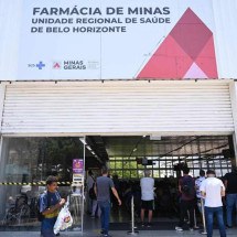 54 medicamentos foram entregues às farmácias regionais com status de abastecimento crítico -  (crédito: Leandro Couri/EM/D.A.Press)
