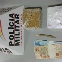 Jovem aluga moto para fazer transporte de droga e é preso em Minas - PMMG/Divulgação