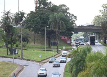 Obras para melhoria do transito no Belvedere e Vila da Serra vão custar R$ 200 milhões -  (crédito: Leandro Couri/EM/DA Press)