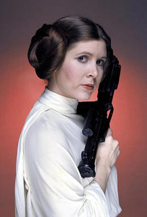 Carrie Fisher (1956-2016): Eternizada no papel de Princesa Leia, na saga â??Star Warsâ?, a atriz morreu aos 60 anos, depois de sofrer uma parada cardÃ­aca. Ela ainda nÃ£o havia terminado de gravar suas cenas para â??Star Wars: A AscensÃ£o Skywalkerâ?.