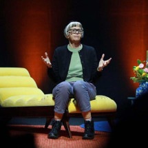 Os conselhos de Philippa Perry para o Natal em família: 'Brigue com os políticos, não com seus pais' - BBC