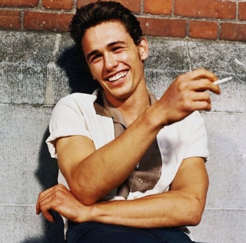 James Franco - Ator, diretor, produtor e escritor americano nascido em 19/4/1978, em Palo Alto, na CalifÃ³rnia.