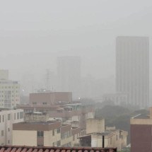 Após domingo chuvoso, água continua a cair em Belo Horizonte - Gladyston Rodrigues/EM/D.A Press