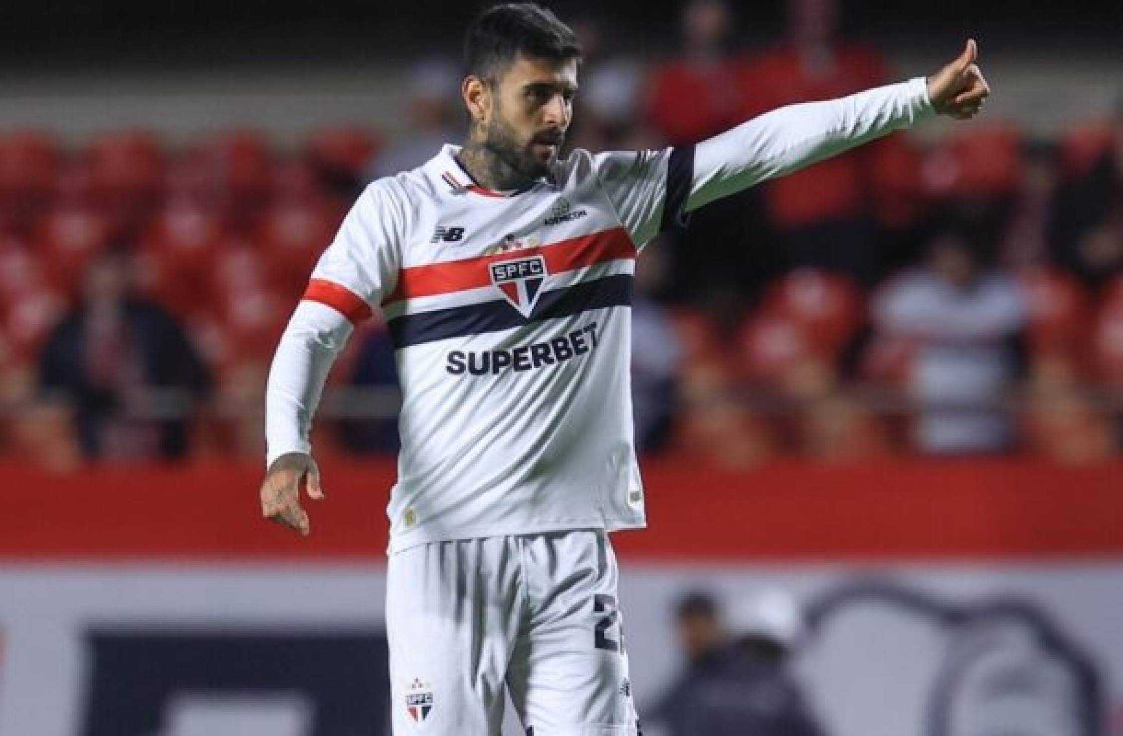 São Paulo libera Liziero. Apoiador deve acertar com o Sport
