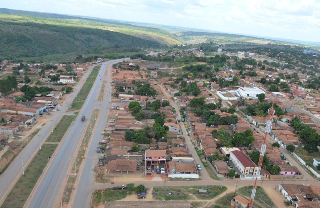 Esta foto de 2013 mostra um.trecho da cidade sem destruição. 