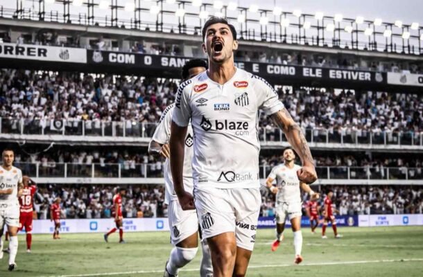 NOVEMBRO -  Santos bate o Vila Nova por 3 a 0, na Vila Belmiro e fica a um empate de voltar para Série A. - Foto: Raul Baretta/ Santos FC.