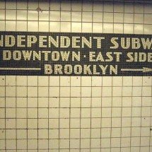 Polícia prende suspeito de atear fogo em mulher no metrô de Nova York -  Wally Gobetz/Flickr