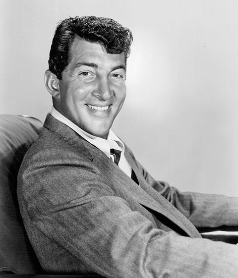 Dean Martin (1917 - 1995) - Ganhou fama ao formar dupla de comédia com Jerry Lewis. Eles estrelaram 16 filmes juntos. Dean ainda atuou ao lado de grandes estrelas do cinema, como a popular Carmen Miranda. Ele possui três estrelas na calçada da fama.