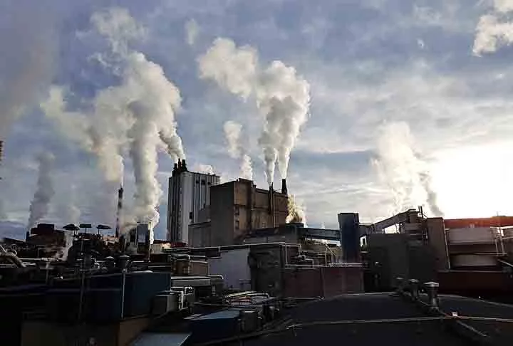 A Revolução Industrial trouxe um aumento na construção de chaminés em fábricas, além de um desenvolvimento significativo em residências