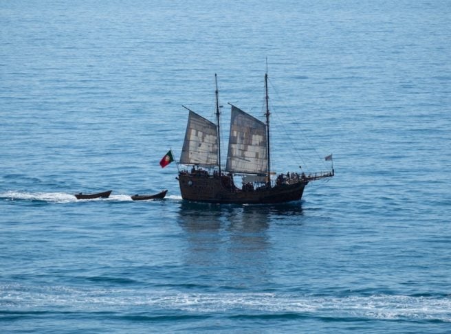 Os ciganos vieram para o Brasil junto com os exploradores portugueses. As autoridades de Portugal viram nos lugares distantes do império uma chance de se livrar dessas pessoas que eles julgavam não serem bem-vindas. 