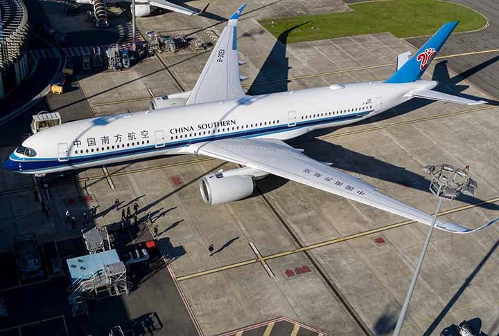 10º lugar: de Shenzhen, na China, para a Cidade do México - O voo do Airbus A350-900 da China Southern Airlines percorre 14.147 quilômetros em 16 horas.
