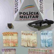 MG: suspeitos de assalto a posto de combustível são presos - PMMG/Divulgação