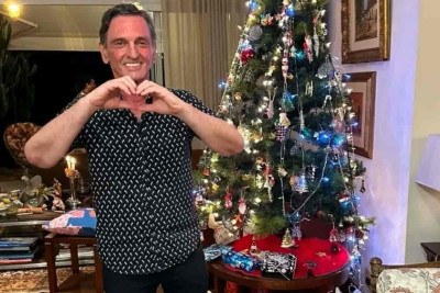 Paulo Miklos postou em suas redes sociais a sua volta para casa e uma mensagem de Natal para os fãs -  (crédito: Instagram/Reprodução)