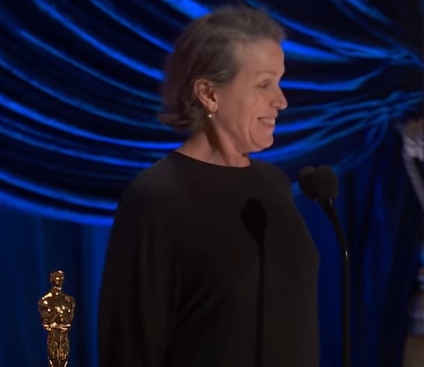 Atriz: Frances McDormand - Ano: 2021 - País: Estados Unidos - Filme em que atuou: Nomadland - Categoria: Melhor Atriz