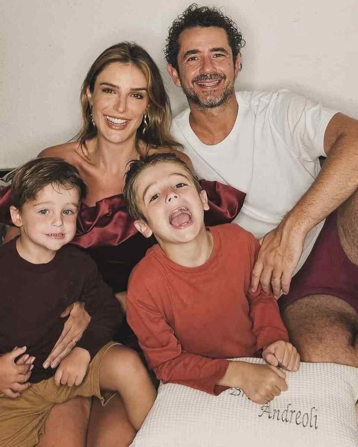 Rafa Brites, Felipe Andreoli e os filhos, Rocco e Leon