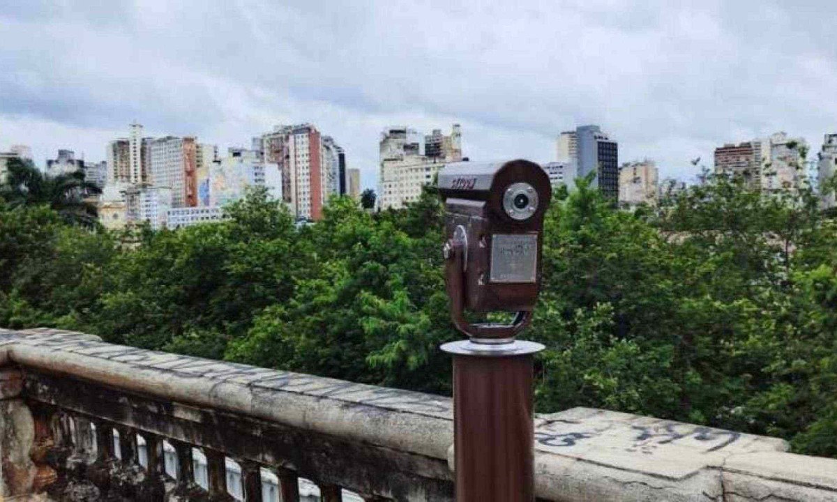 Lunetas voltam a serem instaladas na Rua Sapucaí -  (crédito: Divulgação/PBH)