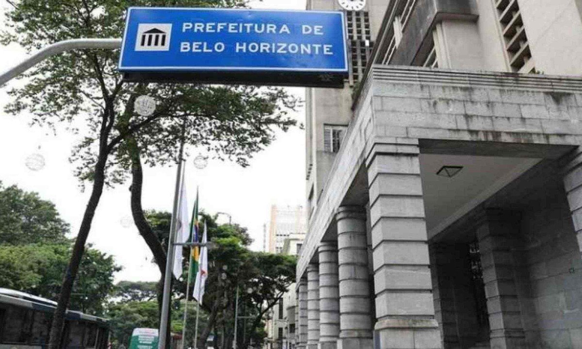 Aposentados e pensionistas da Prefeitura de BH, nascidos em dezembro, precisam realizar a prova de vida -  (crédito: Rodrigo Clemente/PBH)