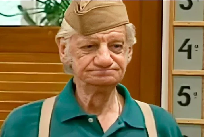 Costinha (1923-1995): Foi um humorista e ator brasileiro nascido no Rio de Janeiro. Ele estreou na TV ainda nos anos 1950 e ficou muito marcado por suas participações no 