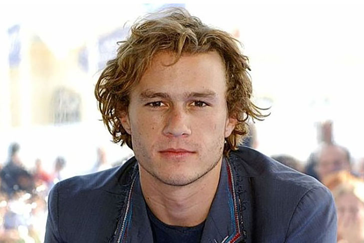 PERTH (HEATH LEDGER) - Área: 6.418 km² -  População:  2,1 milhões  - Distância até Canberra: 3.700 km 
