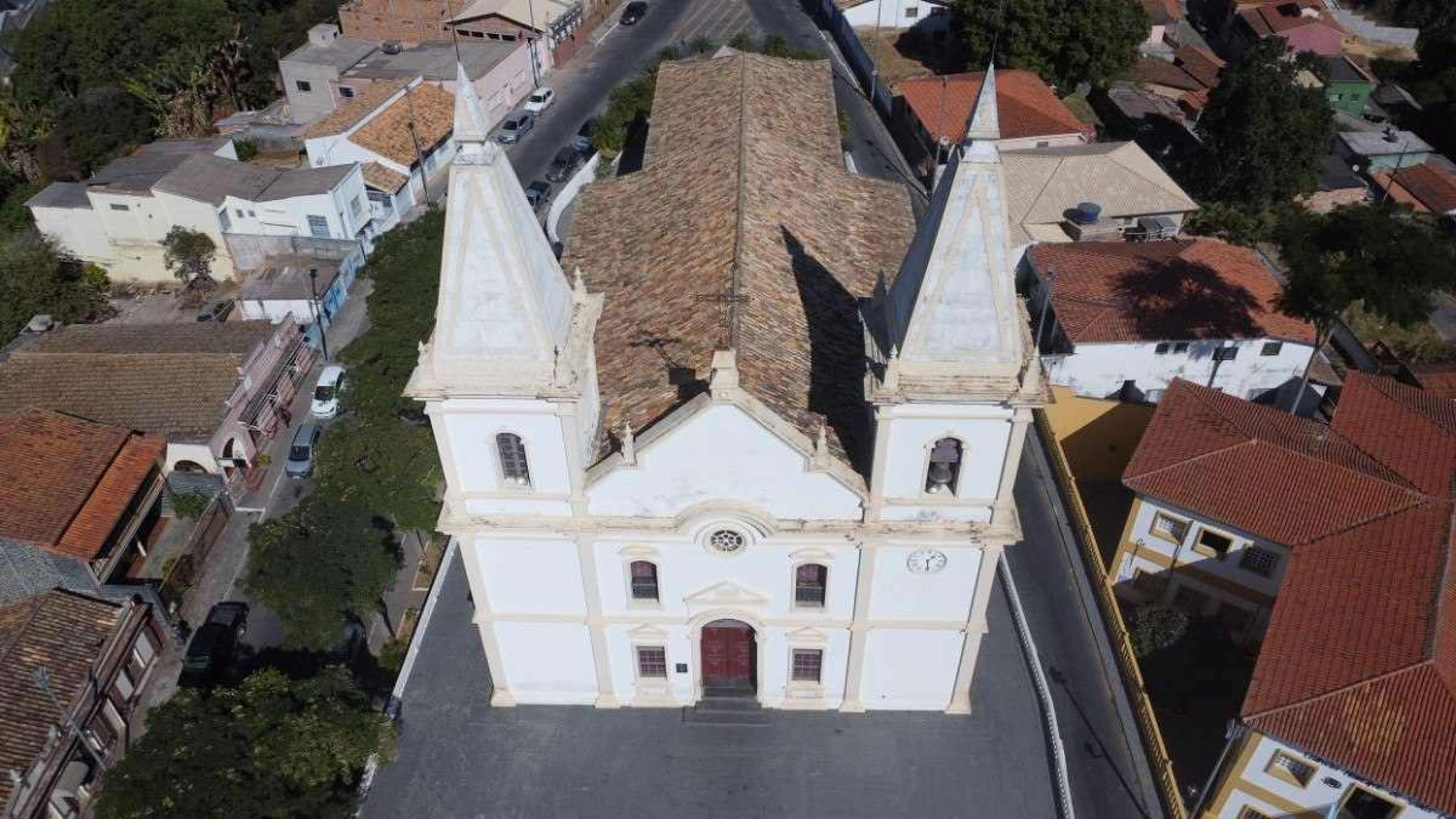 Câmara de Santa Luzia aumenta salários de vice-prefeito e secretários