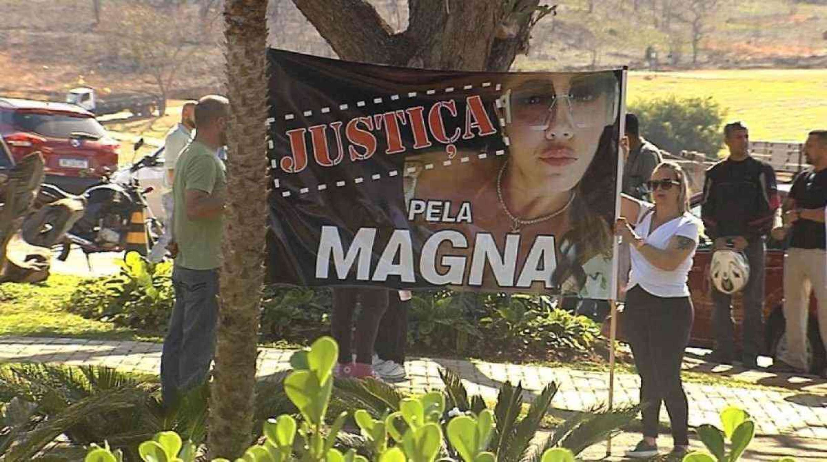 Magna Laurinda Ferreira Pimentel, de 42 anos, foi sepultada no Cemitério Bosque da Esperança, no Bairro Vila Jaqueline, zona norte de Belo Horizonte, na manhã do dia 30 de agosto