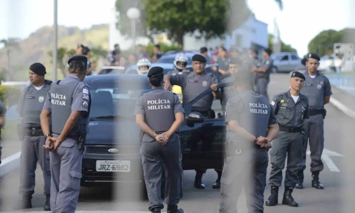 Governo dá parecer favorável a defensores representarem policiais em casos funcionais - (crédito: Platobr)
