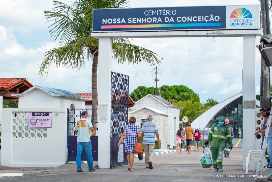 O falecido, então, só pode ser enterrado na capital de Roraima no cemitério particular Campo da Saudade, localizado no bairro Centenário, porque no municipal não há mais vagas. No cemitério público Nossa Senhora da Conceição, localizado na zona Sul de Boa Vista, só enterra as pessoas que já possuem jazigo.